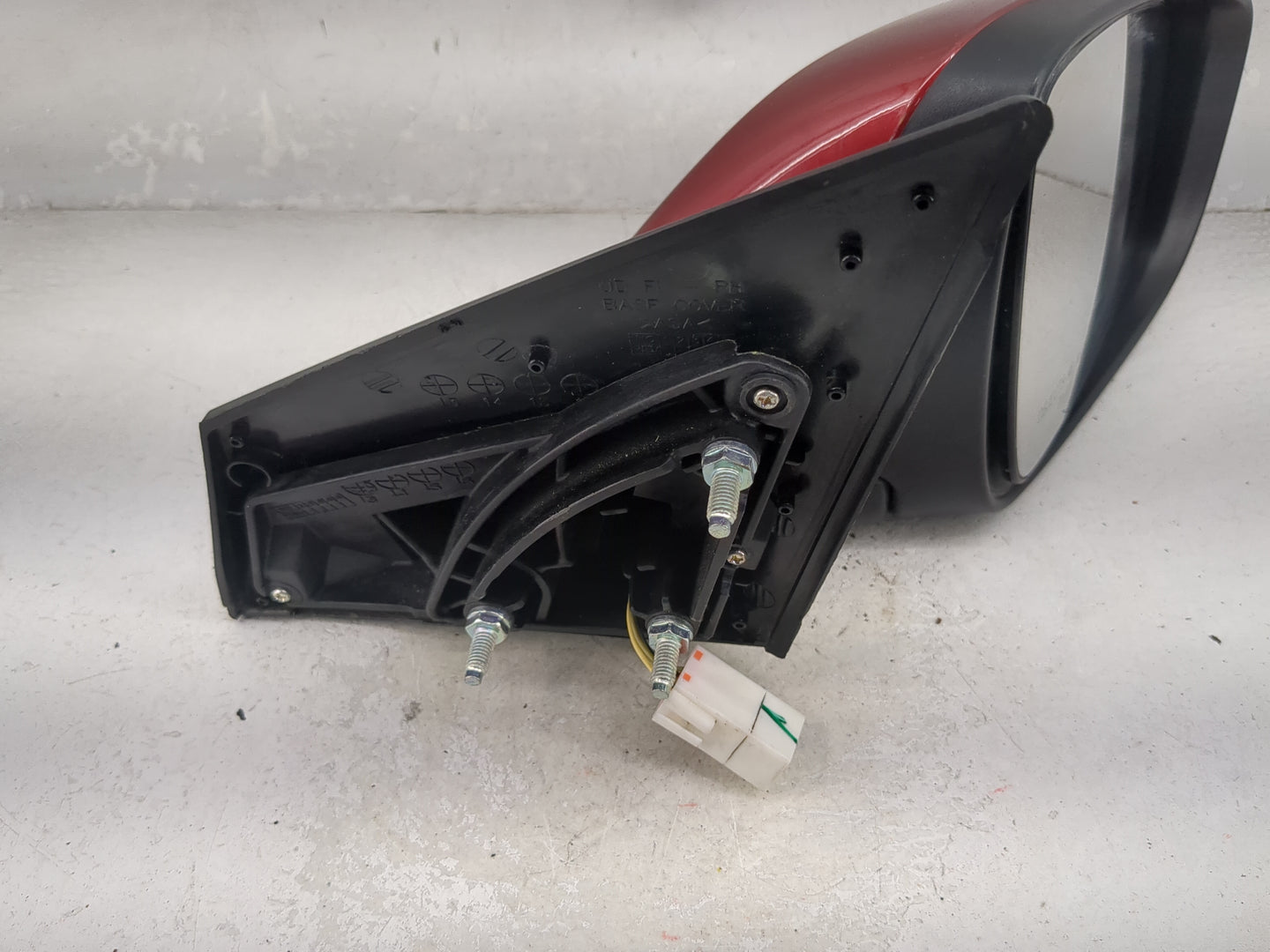 2014-2016 Hyundai Elantra Passenger Side View Mirror - Right Door Mirror OEM Used - Oemusedautoparts1.com