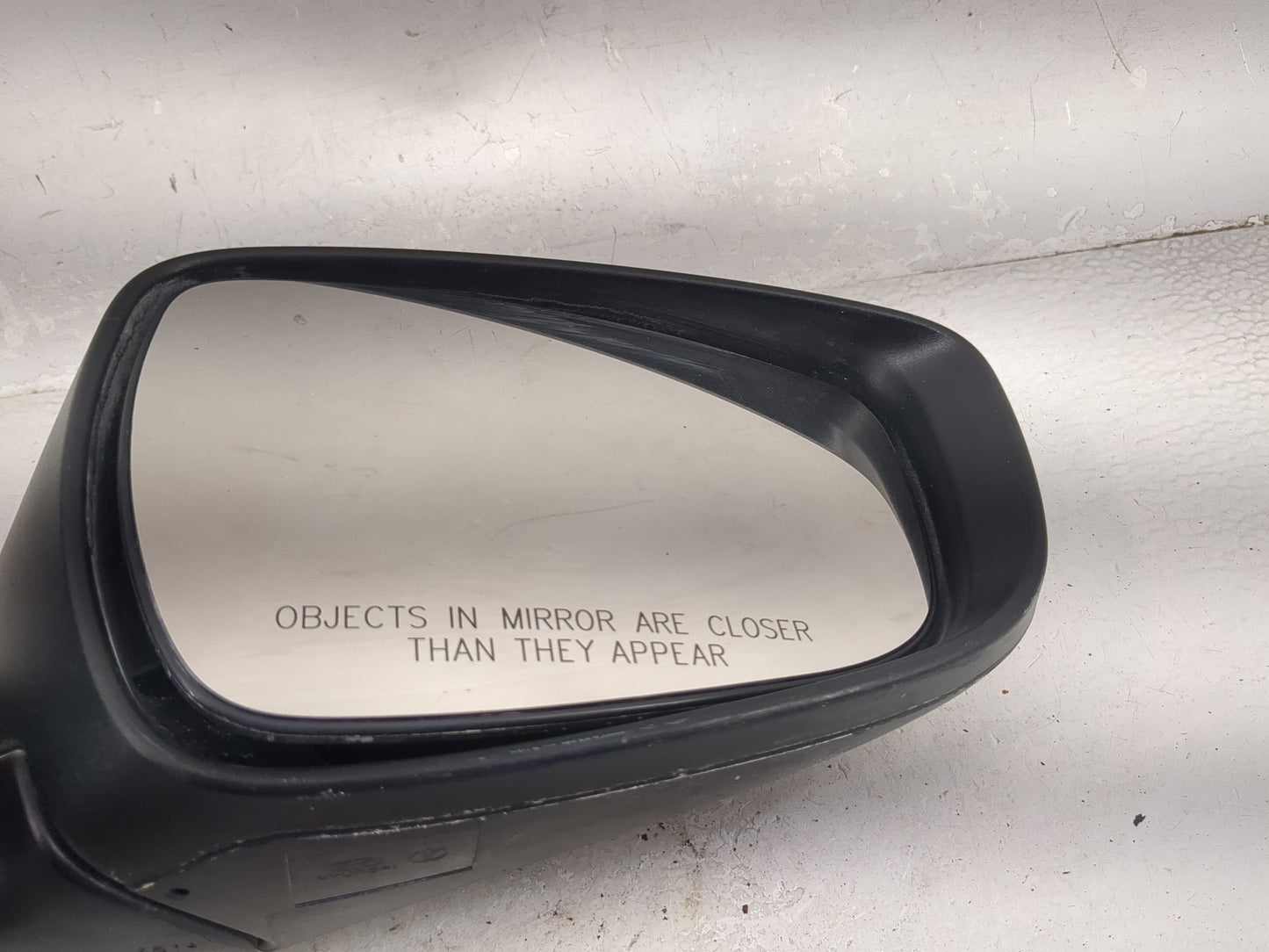 2014-2016 Hyundai Elantra Passenger Side View Mirror - Right Door Mirror OEM Used - Oemusedautoparts1.com