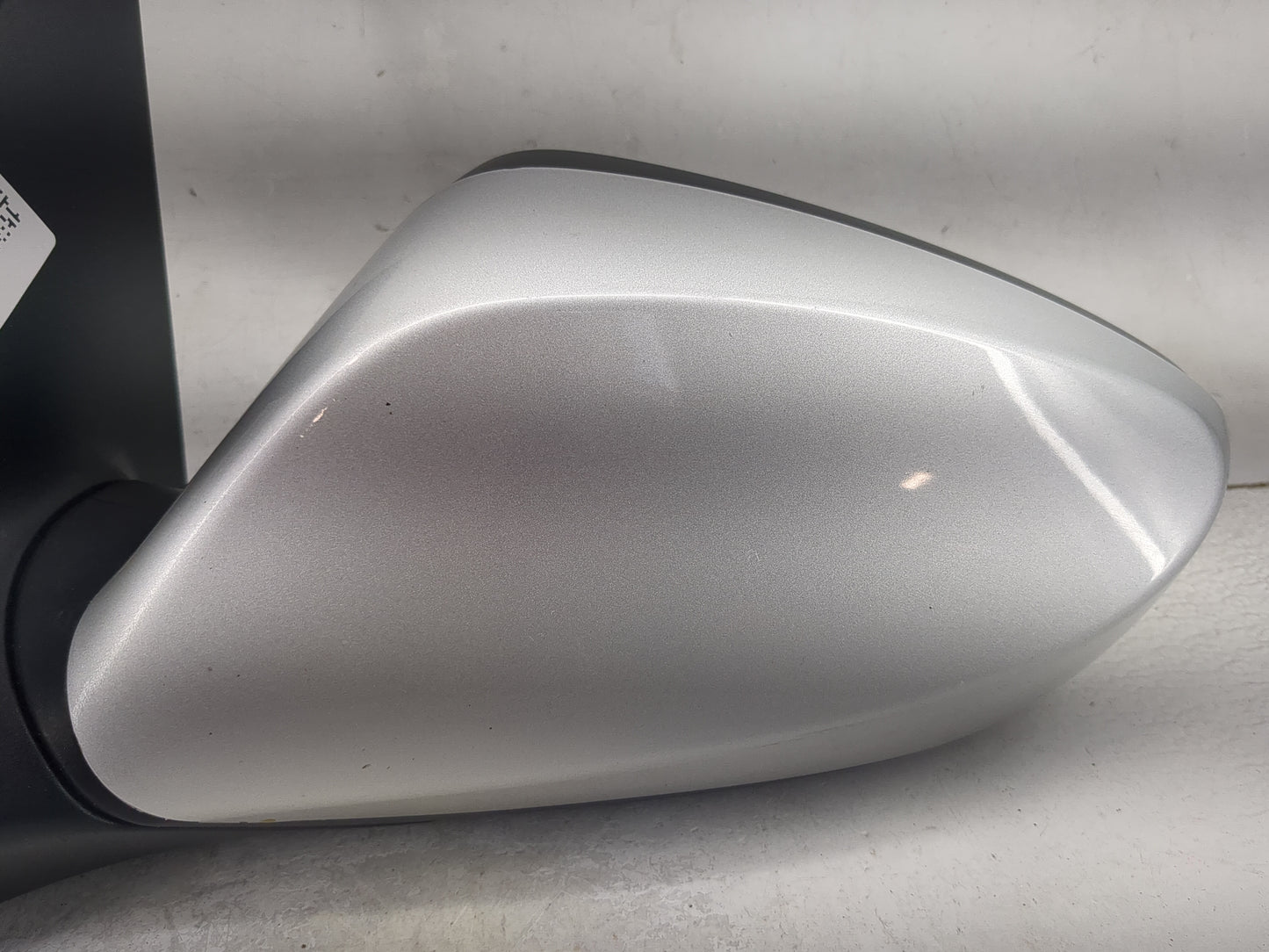 2014-2017 Hyundai Elantra Driver Side View Mirror - Left Door Mirror OEM Used - Oemusedautoparts1.com