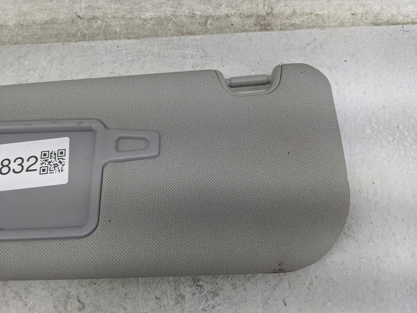2013-2017 Hyundai Elantra Sun Visor Shade Replacement Driver Left Mirror Fits Fits 2013 2014 2015 2016 2017 OEM Used Auto Pa