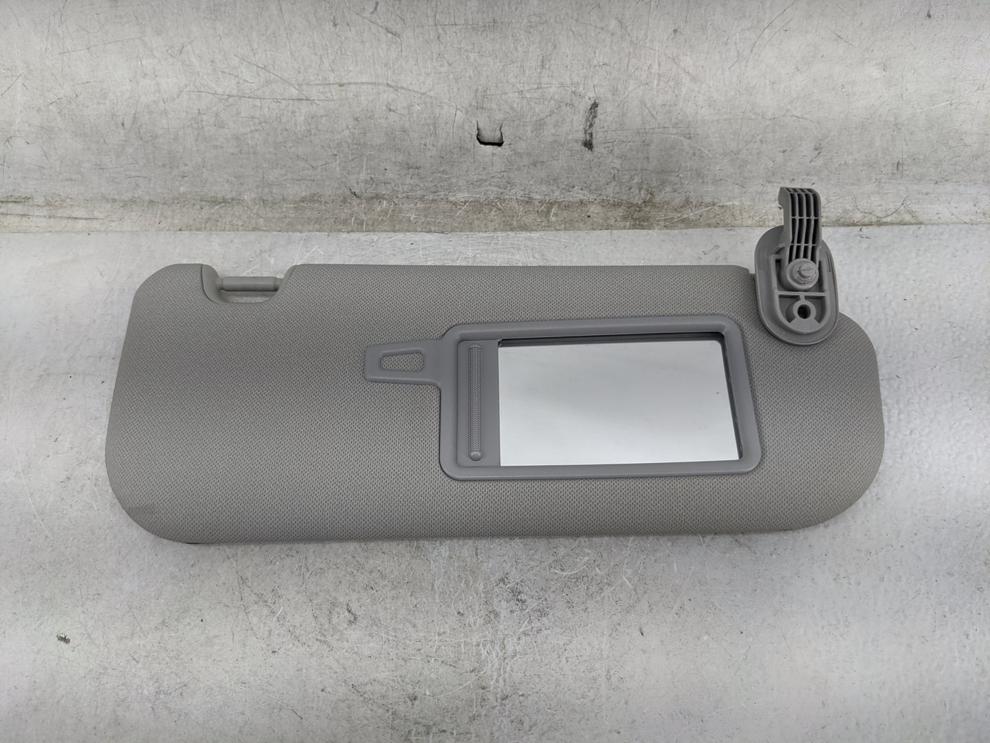 2013-2017 Hyundai Elantra Sun Visor Shade Replacement Passenger Right Mirror Fits Fits 2013 2014 2015 2016 2017 OEM Used Aut