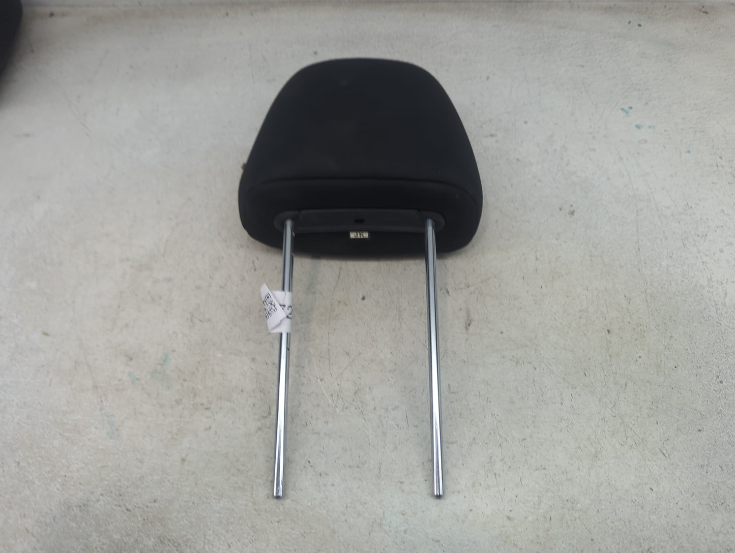 2014 Hyundai Elantra Headrest Head Rest Front Driver Seat Black 1472454 - Oemusedautoparts1.com
