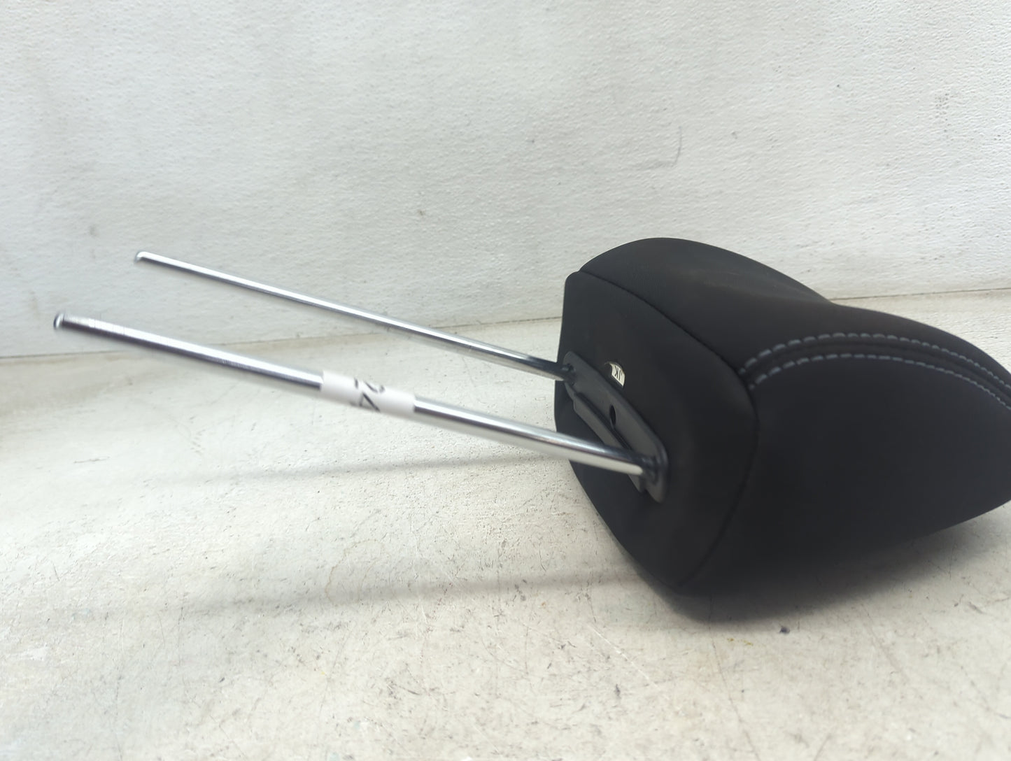 2014 Hyundai Elantra Headrest Head Rest Front Driver Passenger Seat Fits OEM Used Auto Parts - Oemusedautoparts1.com