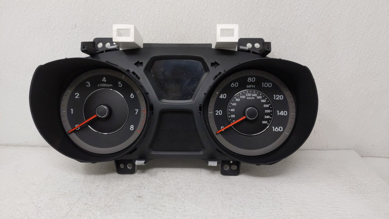 2014-2016 Hyundai Elantra Instrument Cluster Speedometer Gauges P/N:94004-3Y010 Fits Fits 2014 2015 2016 OEM Used Auto Parts