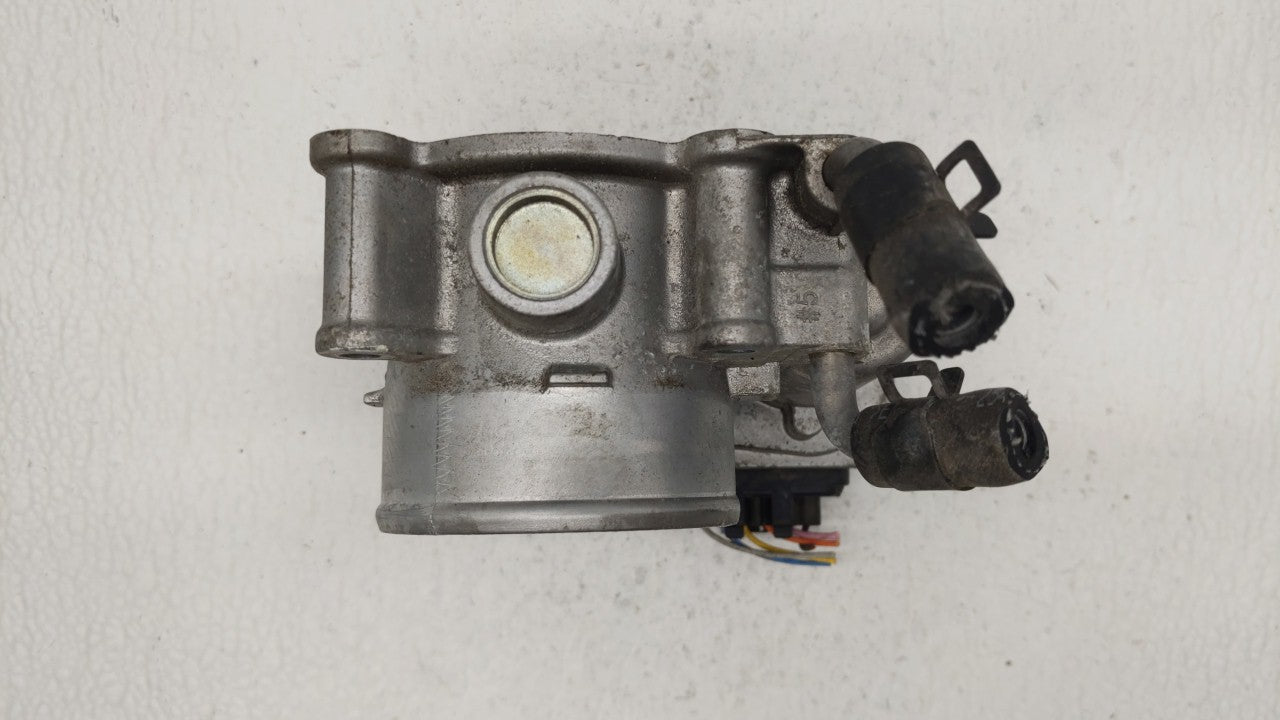 2011-2018 Hyundai Elantra Throttle Body P/N:35100-2E000 Fits Fits 2011 2012 2013 2014 2015 2016 2017 2018 2019 OEM Used Auto