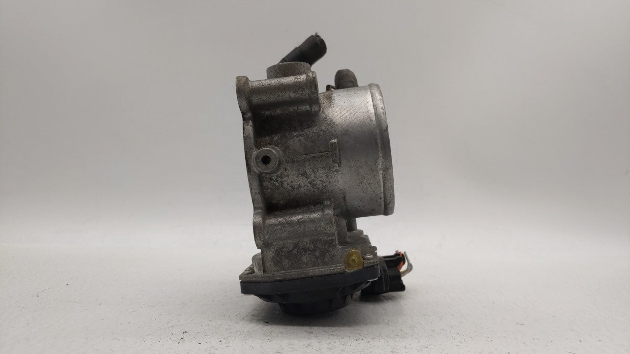 2011-2018 Hyundai Elantra Throttle Body P/N:35100-2E000 Fits Fits 2011 2012 2013 2014 2015 2016 2017 2018 2019 OEM Used Auto