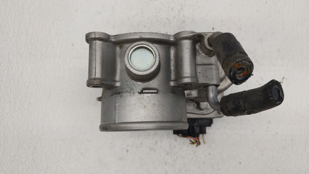 2011-2018 Hyundai Elantra Throttle Body P/N:35100-2E000 Fits Fits 2011 2012 2013 2014 2015 2016 2017 2018 2019 OEM Used Auto