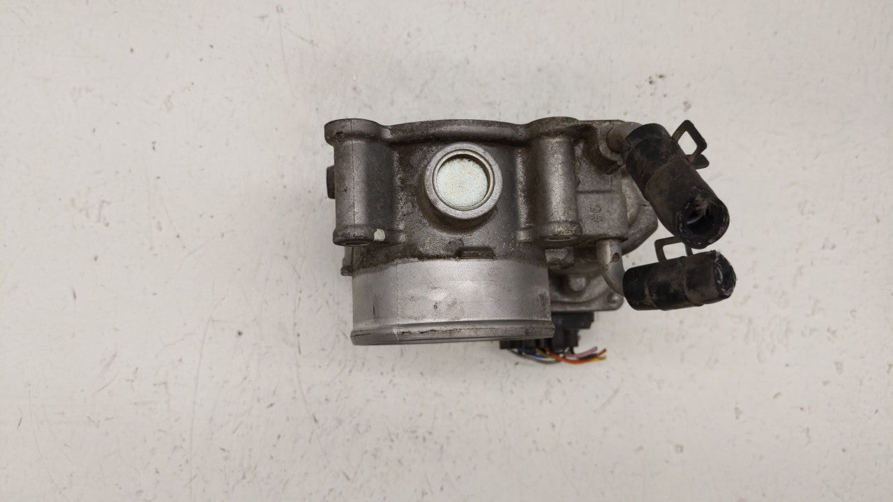 2011-2018 Hyundai Elantra Throttle Body P/N:35100-2E000 Fits Fits 2011 2012 2013 2014 2015 2016 2017 2018 2019 OEM Used Auto