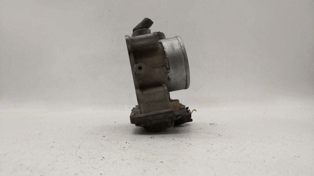 2011-2018 Hyundai Elantra Throttle Body P/N:35100-2E000 Fits Fits 2011 2012 2013 2014 2015 2016 2017 2018 2019 OEM Used Auto