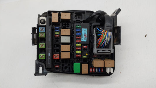 2014-2015 Hyundai Elantra Fusebox Fuse Box Panel Relay Module P/N:91951-3X140 Fits Fits 2014 2015 OEM Used Auto Parts