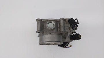 2011-2018 Hyundai Elantra Throttle Body P/N:35100-2E000 Fits Fits 2011 2012 2013 2014 2015 2016 2017 2018 2019 OEM Used Auto Parts