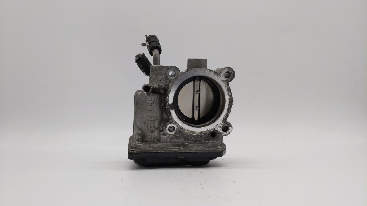 2011-2018 Hyundai Elantra Throttle Body P/N:35100-2E000 Fits Fits 2011 2012 2013 2014 2015 2016 2017 2018 2019 OEM Used Auto
