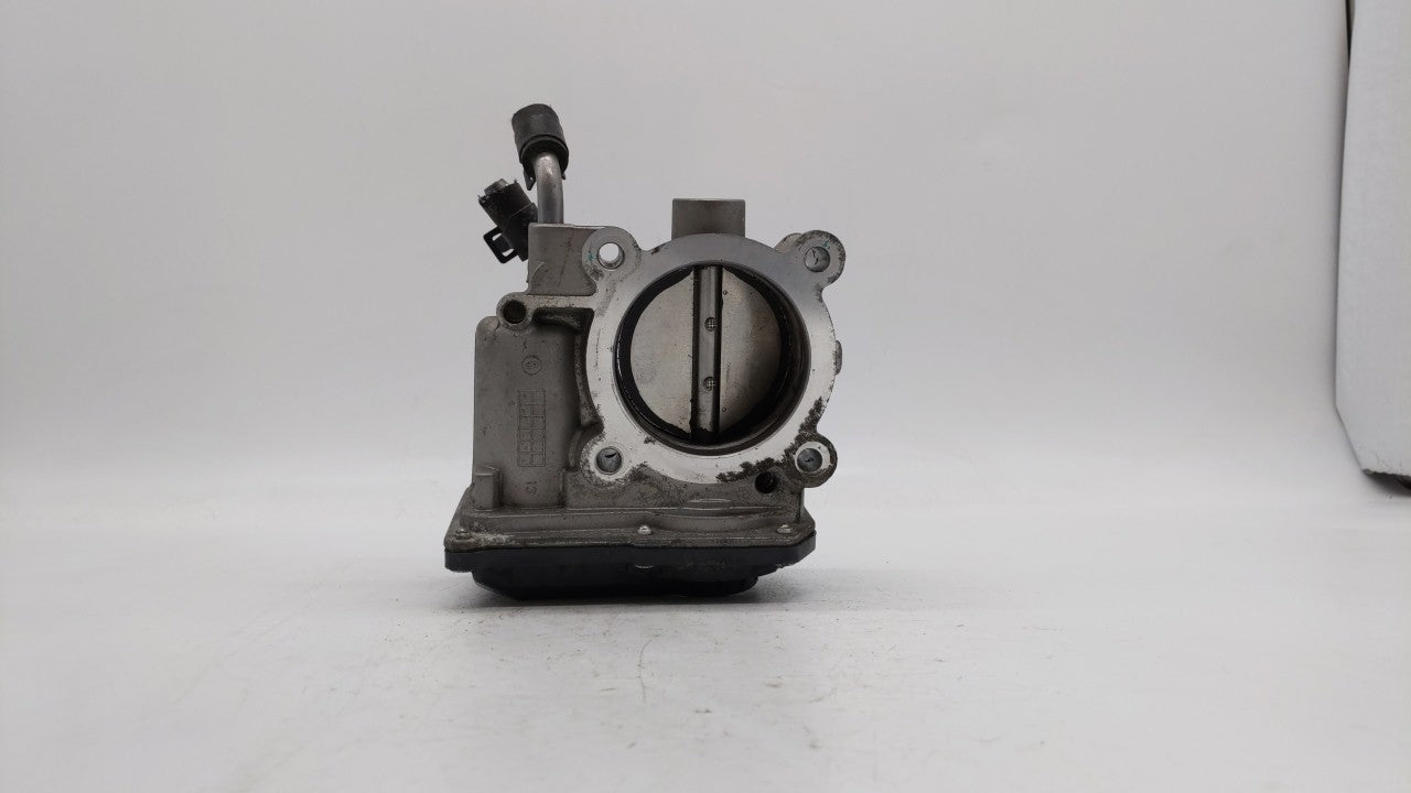 2011-2018 Hyundai Elantra Throttle Body P/N:35100-2E000 Fits Fits 2011 2012 2013 2014 2015 2016 2017 2018 2019 OEM Used Auto