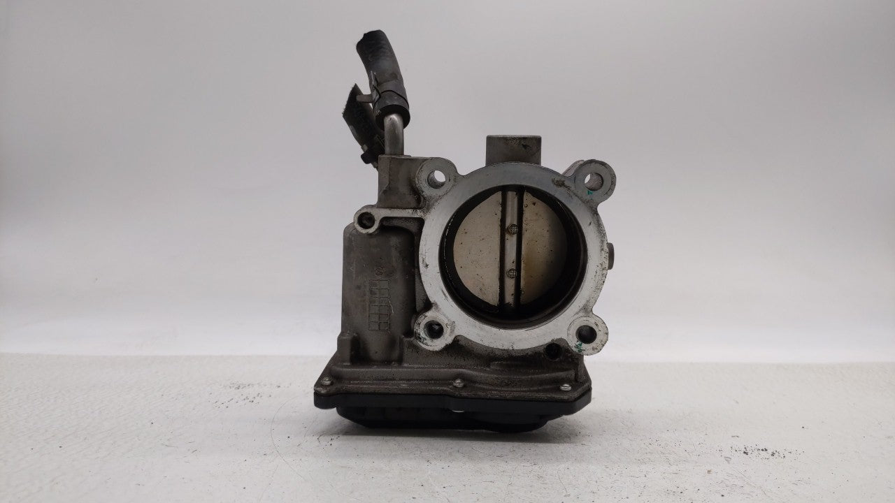 2011-2018 Hyundai Elantra Throttle Body P/N:35100-2E000 Fits Fits 2011 2012 2013 2014 2015 2016 2017 2018 2019 OEM Used Auto