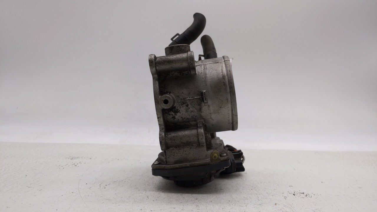 2011-2018 Hyundai Elantra Throttle Body P/N:35100-2E000 Fits Fits 2011 2012 2013 2014 2015 2016 2017 2018 2019 OEM Used Auto