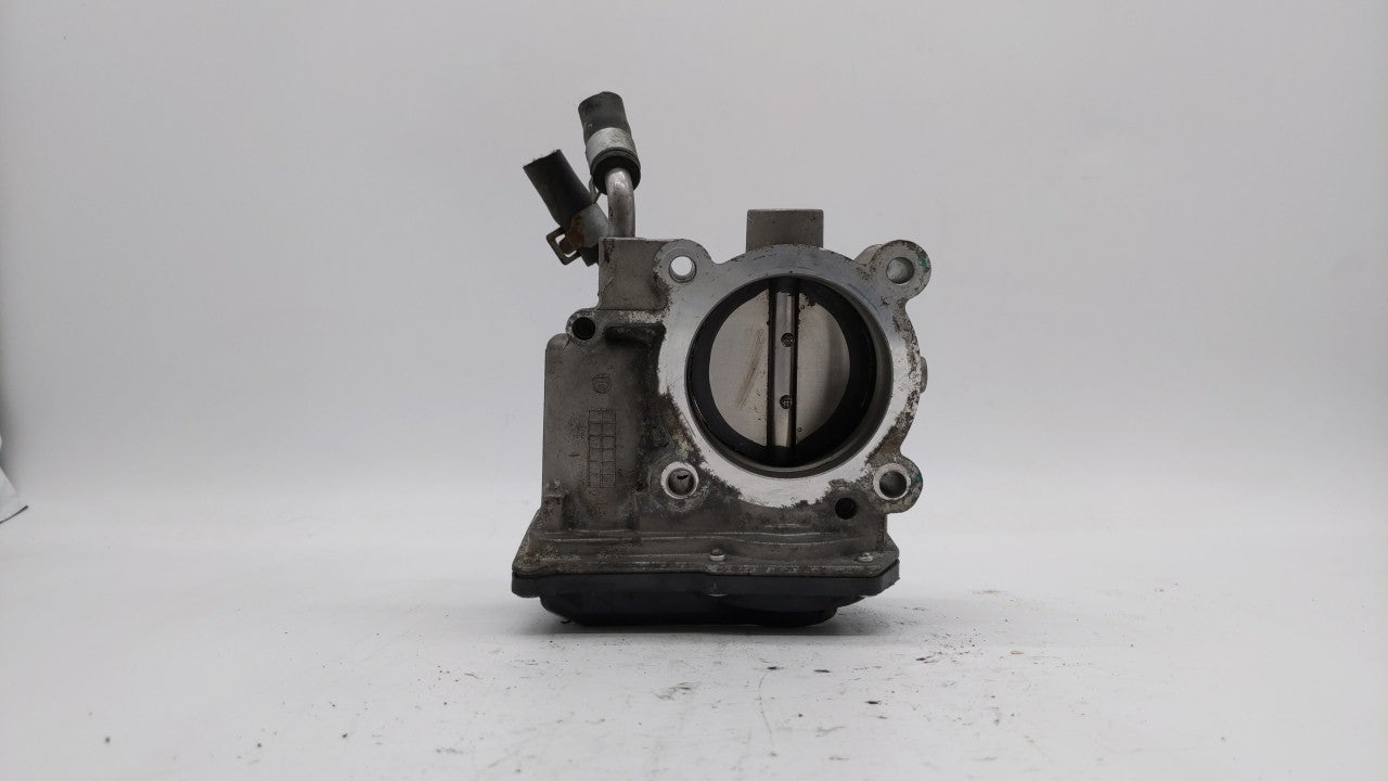 2011-2018 Hyundai Elantra Throttle Body P/N:35100-2E000 Fits Fits 2011 2012 2013 2014 2015 2016 2017 2018 2019 OEM Used Auto