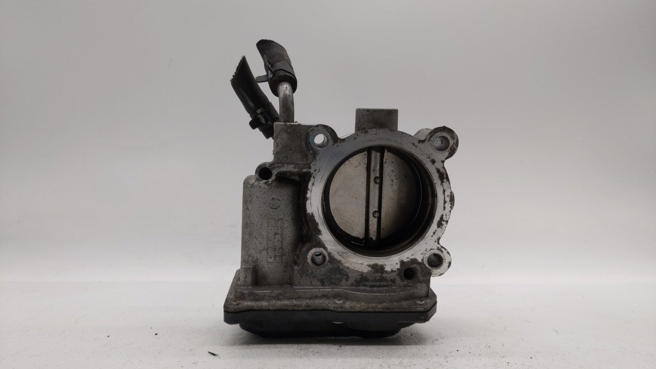 2011-2018 Hyundai Elantra Throttle Body P/N:35100-2E000 Fits Fits 2011 2012 2013 2014 2015 2016 2017 2018 2019 OEM Used Auto