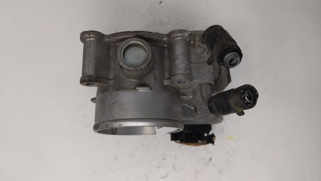 2011-2018 Hyundai Elantra Throttle Body P/N:35100-2E000 Fits Fits 2011 2012 2013 2014 2015 2016 2017 2018 2019 OEM Used Auto