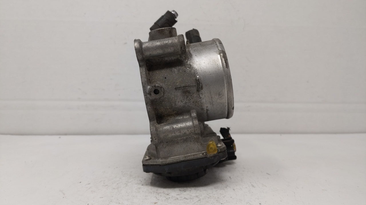 2011-2018 Hyundai Elantra Throttle Body P/N:35100-2E000 Fits Fits 2011 2012 2013 2014 2015 2016 2017 2018 2019 OEM Used Auto