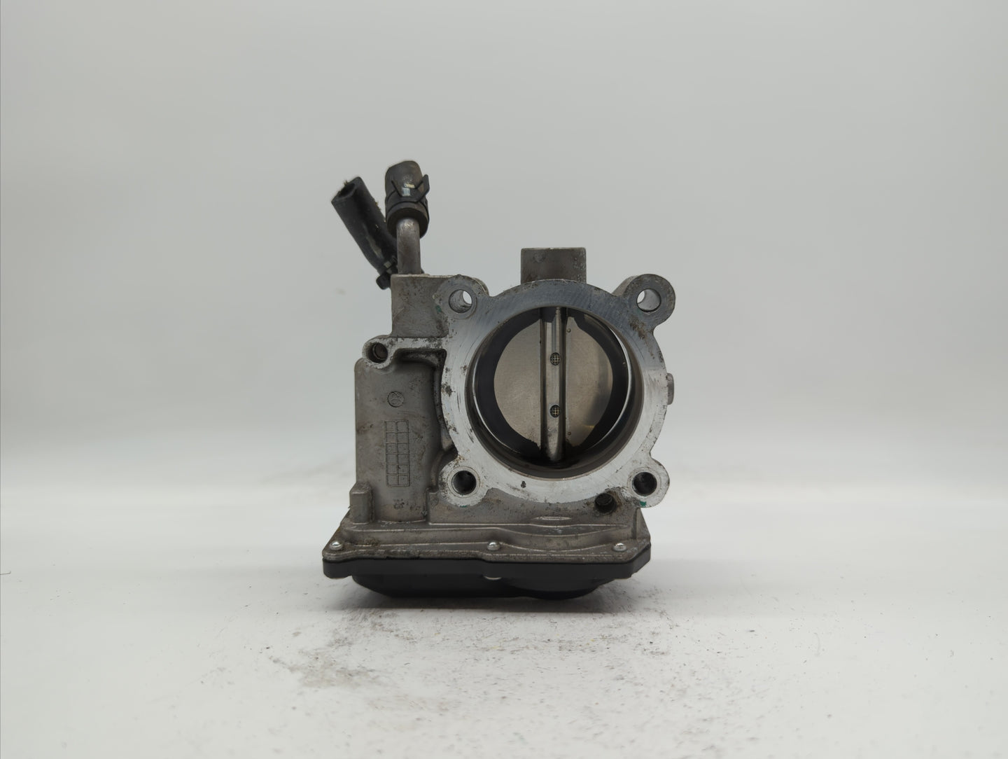 2011-2018 Hyundai Elantra Throttle Body P/N:35100-2E710 35100-2E000 Fits Fits 2011 2012 2013 2014 2015 2016 2017 2018 2019 O
