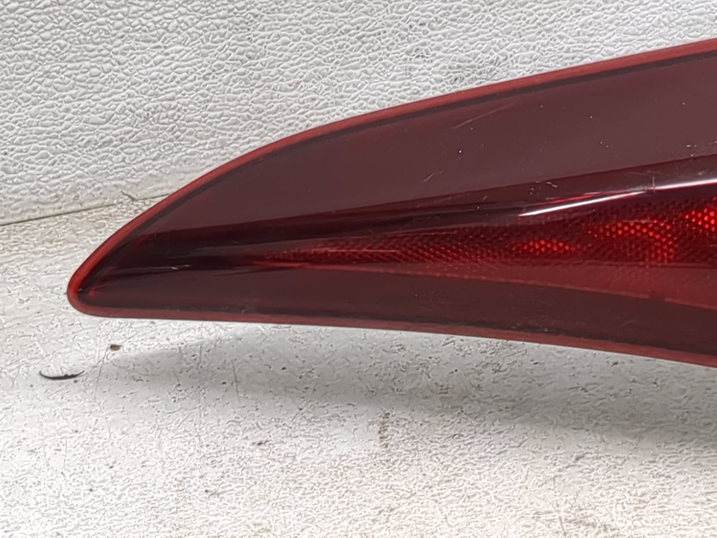 2014-2016 Hyundai Elantra Tail Light Assembly Driver Left OEM P/N:92401-3X3 Fits Fits 2014 2015 2016 OEM Used Auto Parts - O