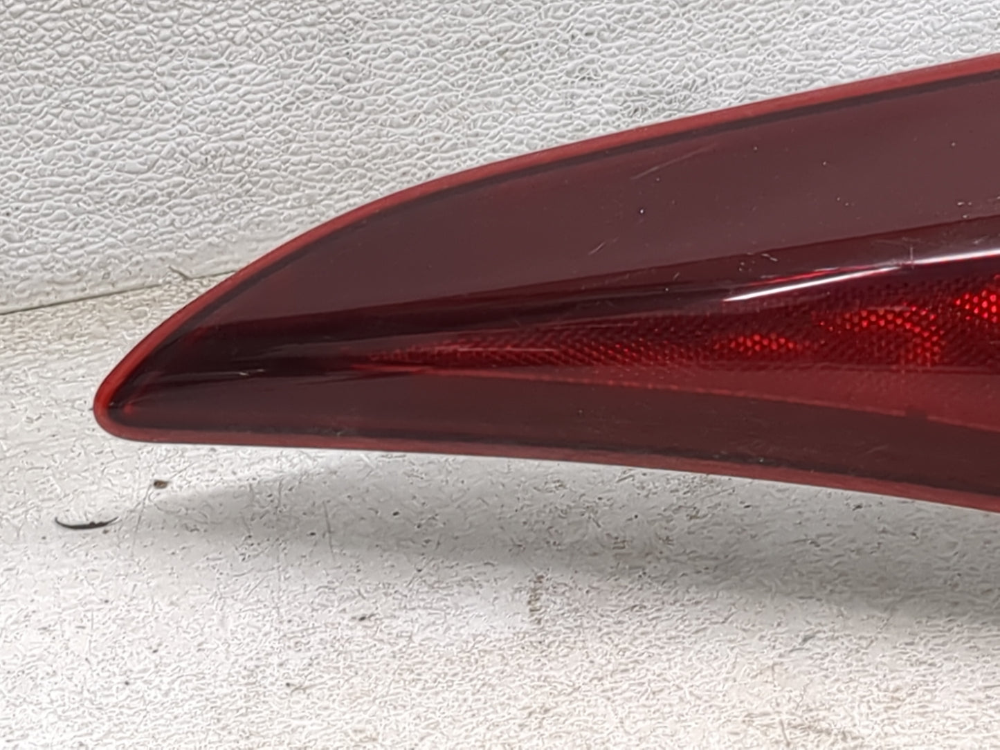 2014-2016 Hyundai Elantra Tail Light Assembly Driver Left OEM P/N:92401-3X3 Fits Fits 2014 2015 2016 OEM Used Auto Parts - O
