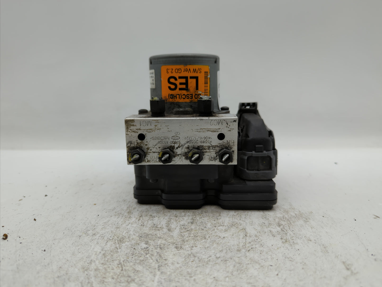 2013-2015 Hyundai Elantra ABS Pump Control Module Replacement P/N:61589-45200 58920-A5200 Fits Fits 2013 2014 2015 OEM Used 