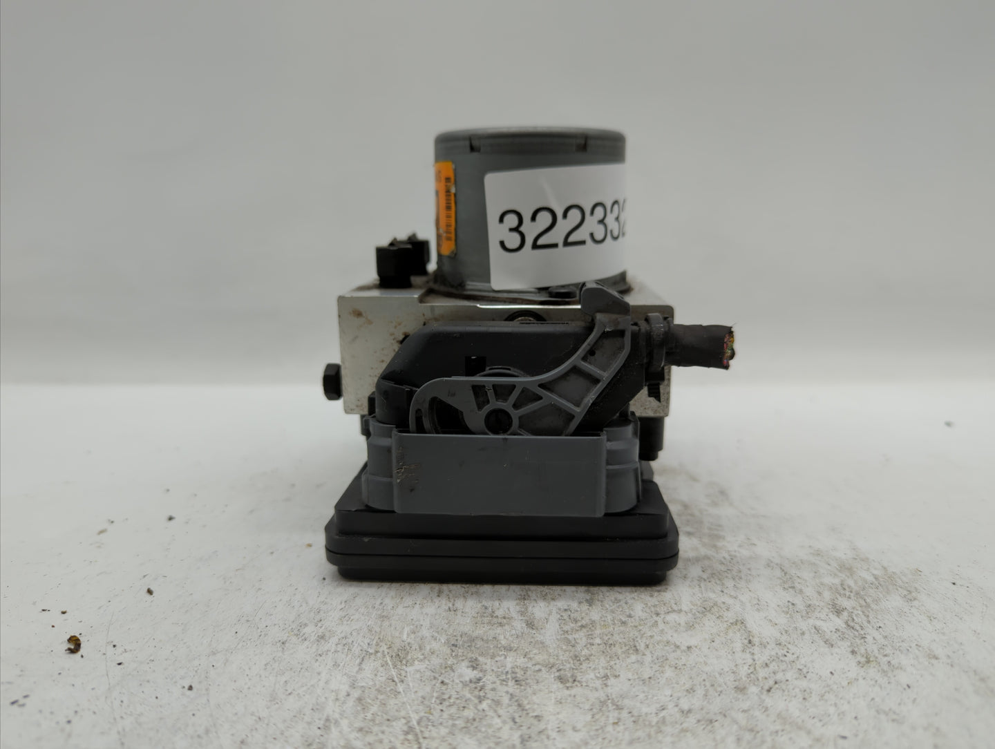 2013-2015 Hyundai Elantra ABS Pump Control Module Replacement P/N:61589-45200 58920-A5200 Fits Fits 2013 2014 2015 OEM Used 