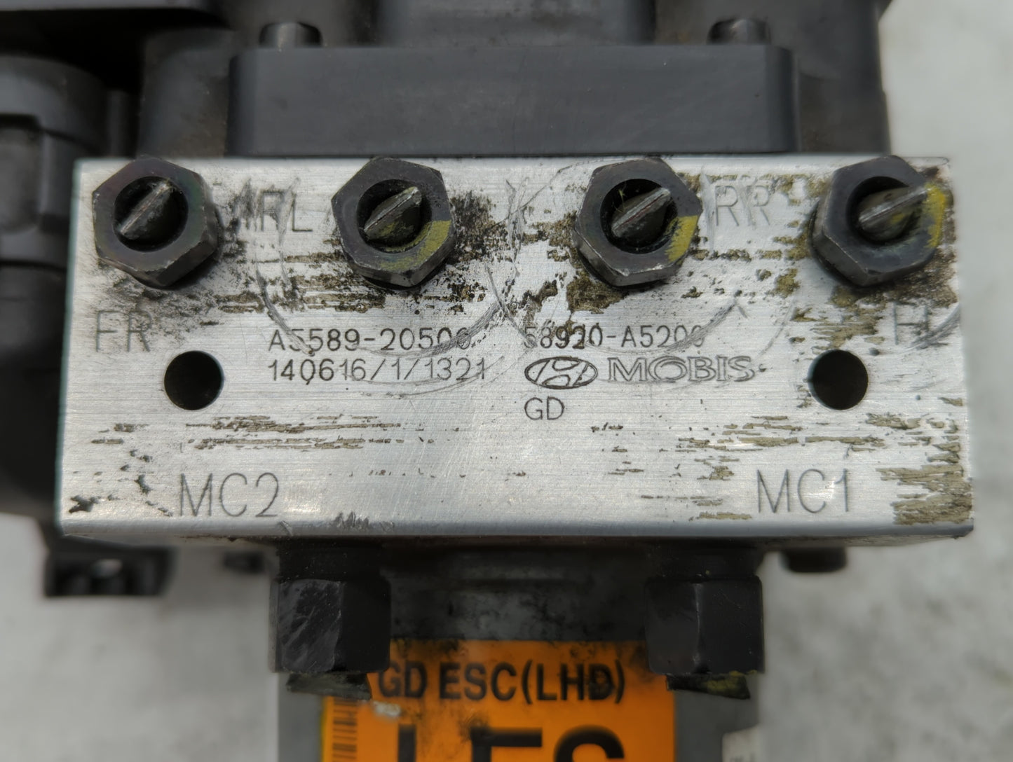 2013-2015 Hyundai Elantra ABS Pump Control Module Replacement P/N:61589-45200 58920-A5200 Fits Fits 2013 2014 2015 OEM Used 