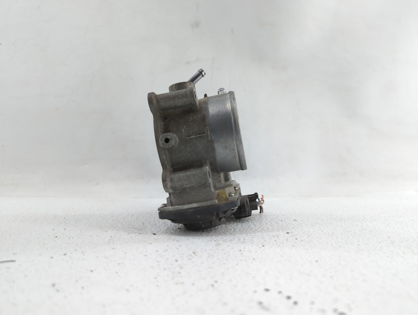 2011-2018 Hyundai Elantra Throttle Body P/N:35100-2E000 1302150124 Fits Fits 2011 2012 2013 2014 2015 2016 2017 2018 2019 OE