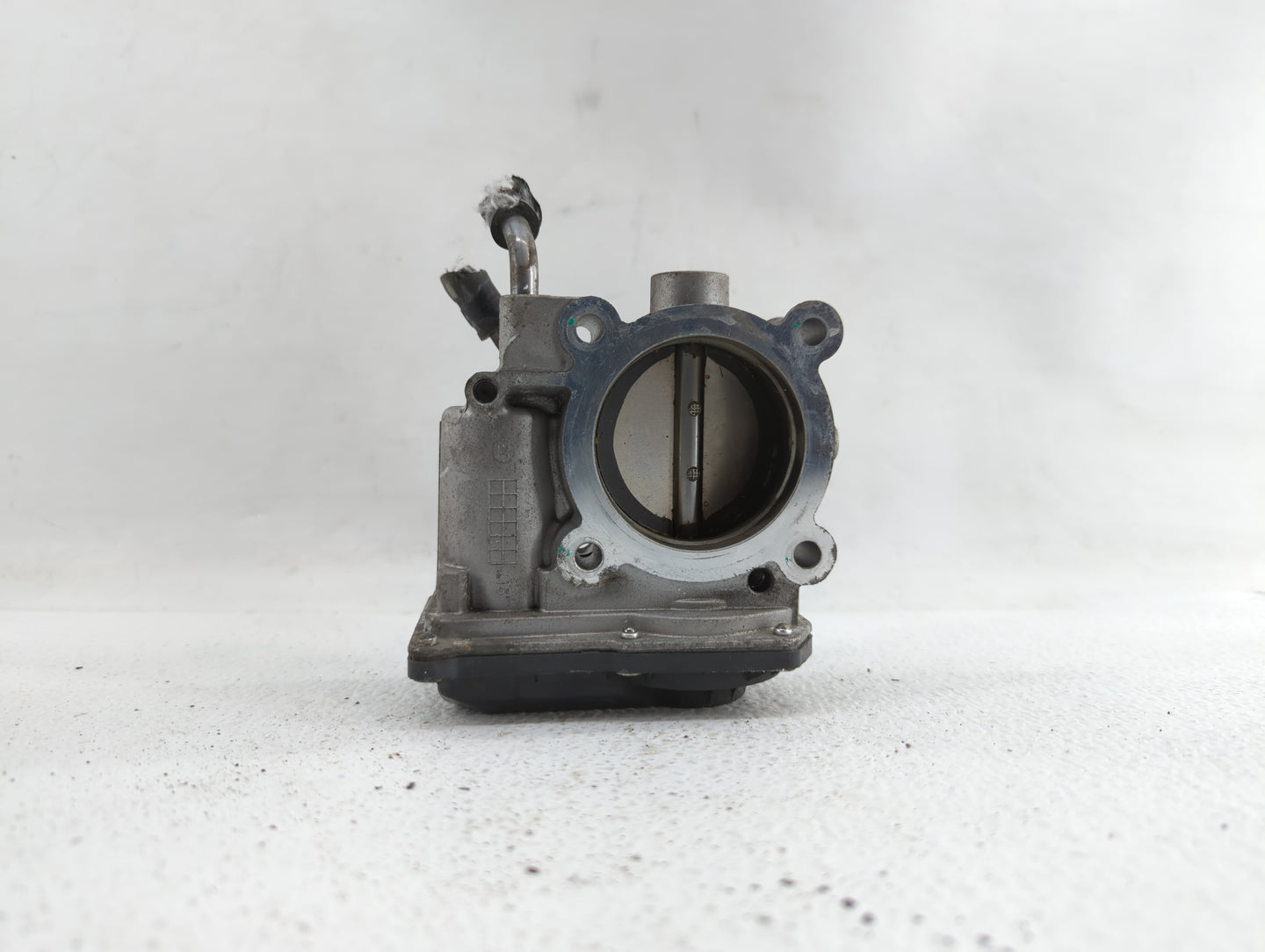 2011-2018 Hyundai Elantra Throttle Body P/N:35100-2E000 1302150124 Fits Fits 2011 2012 2013 2014 2015 2016 2017 2018 2019 OE