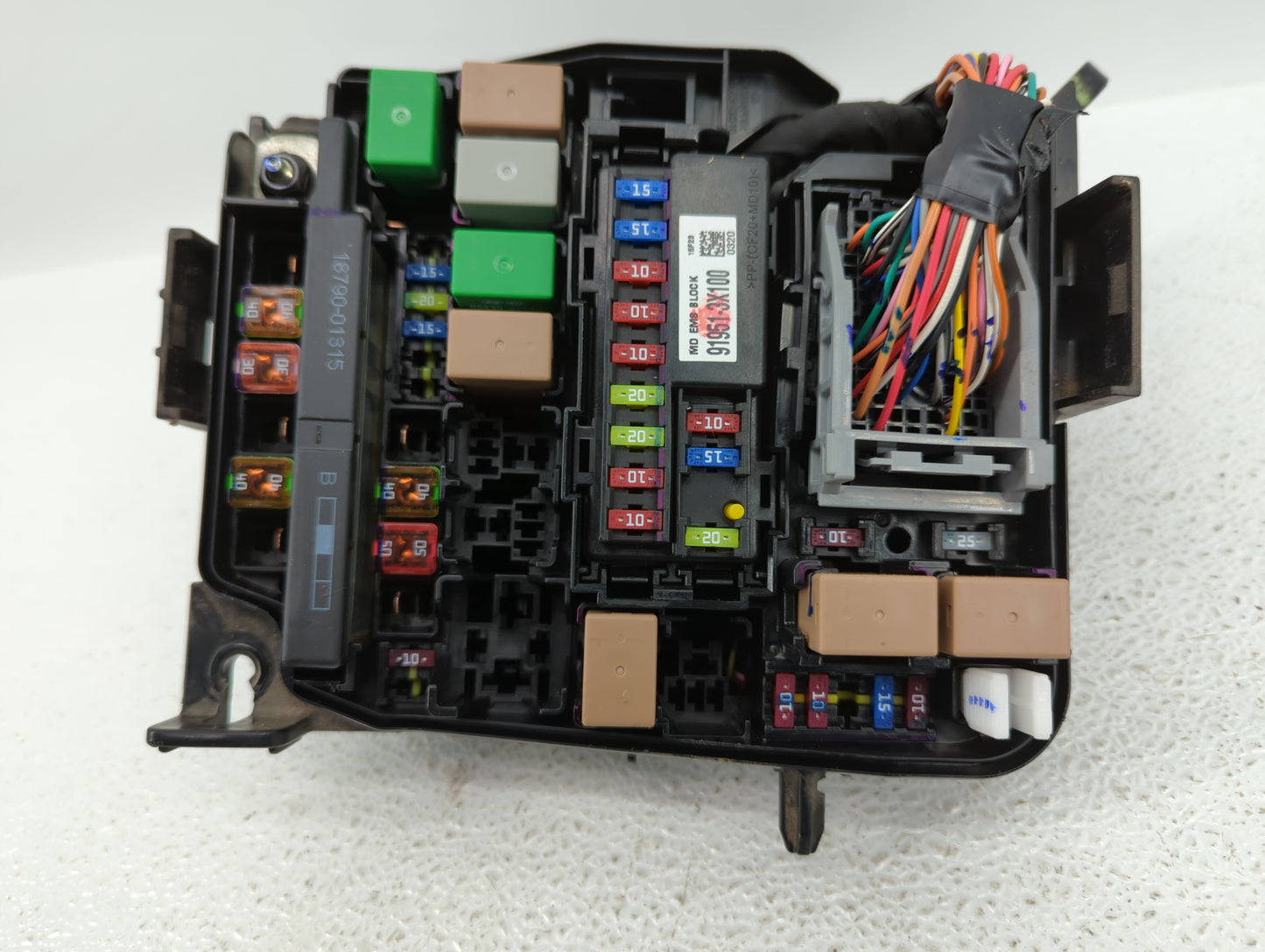 2014-2016 Hyundai Elantra Fusebox Fuse Box Panel Relay Module P/N:912013Y060 91951-3X100 Fits Fits 2014 2015 2016 OEM Used A