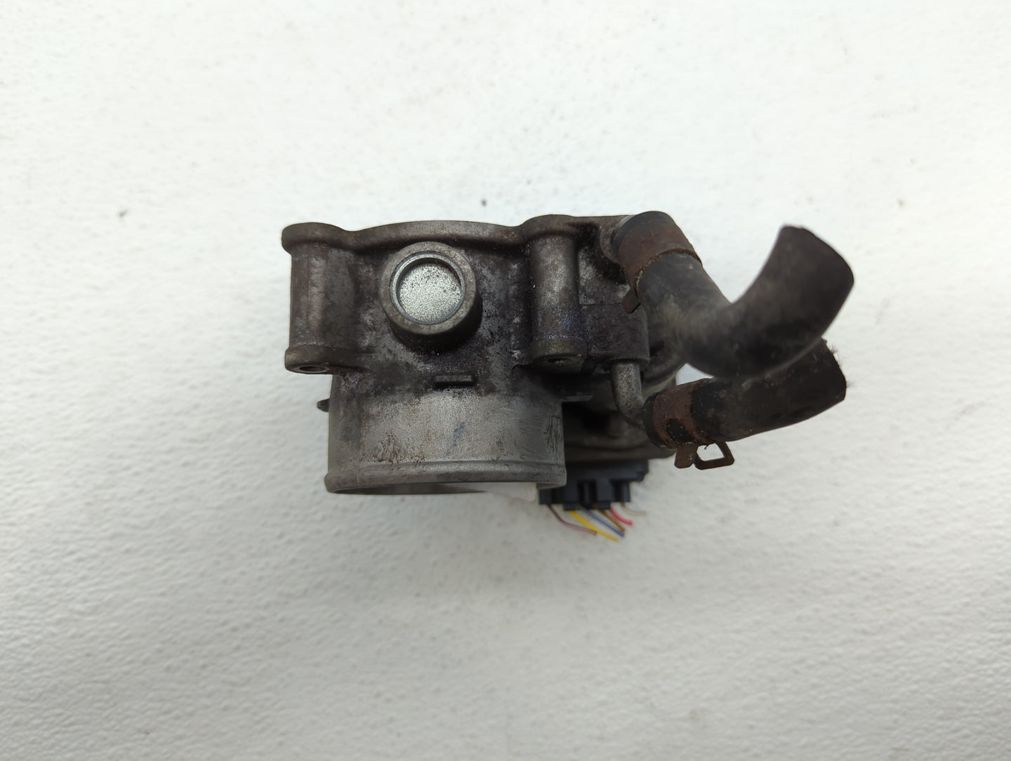 2011-2018 Hyundai Elantra Throttle Body P/N:35100-2E000 1302150124 Fits Fits 2011 2012 2013 2014 2015 2016 2017 2018 2019 OE