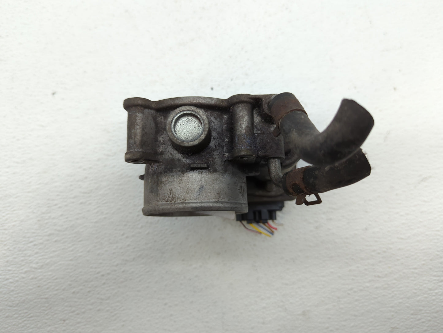 2011-2018 Hyundai Elantra Throttle Body P/N:35100-2E000 1302150124 Fits Fits 2011 2012 2013 2014 2015 2016 2017 2018 2019 OE