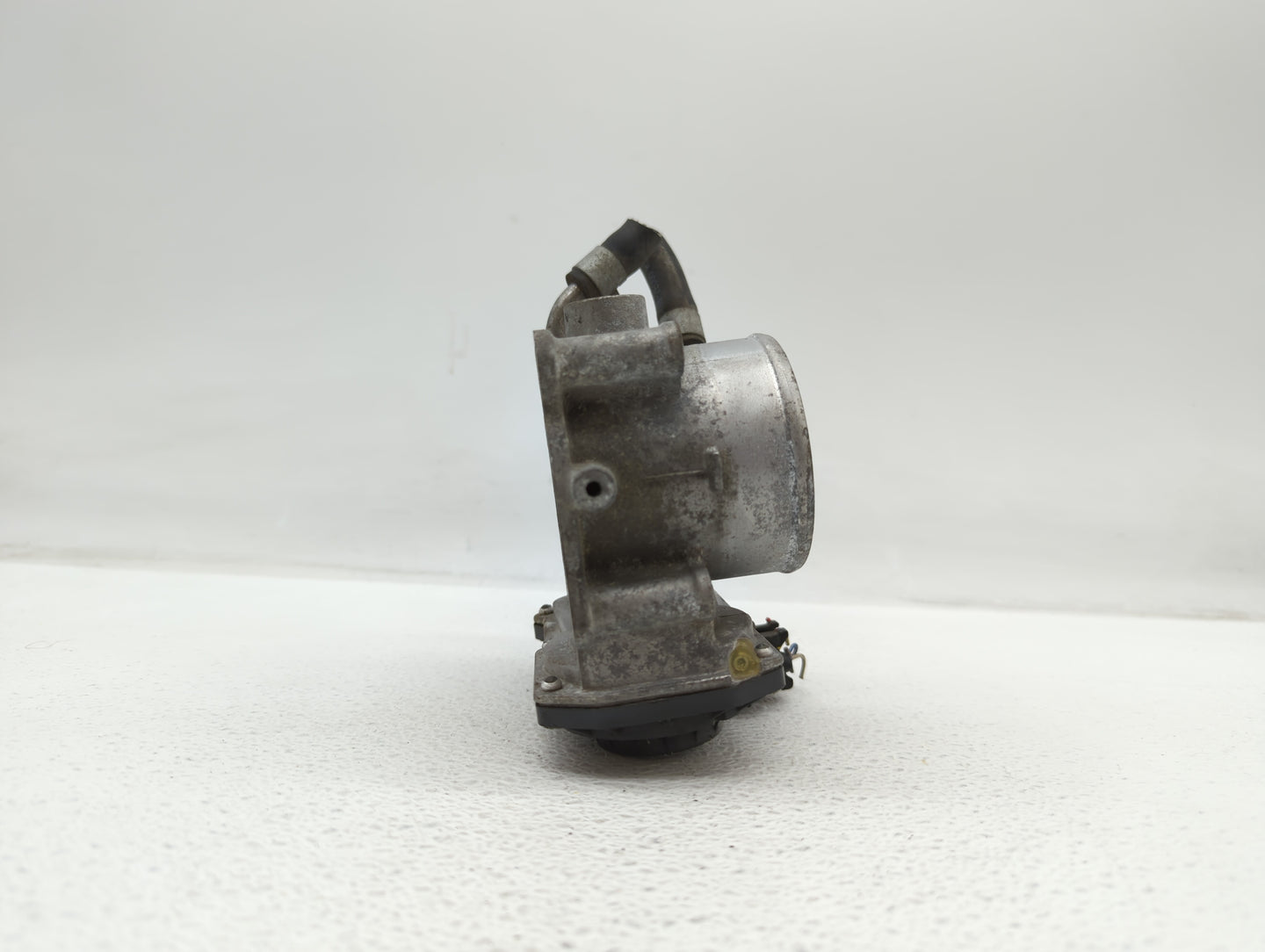 2011-2018 Hyundai Elantra Throttle Body P/N:35100-2E000 1302150124 Fits Fits 2011 2012 2013 2014 2015 2016 2017 2018 2019 OE