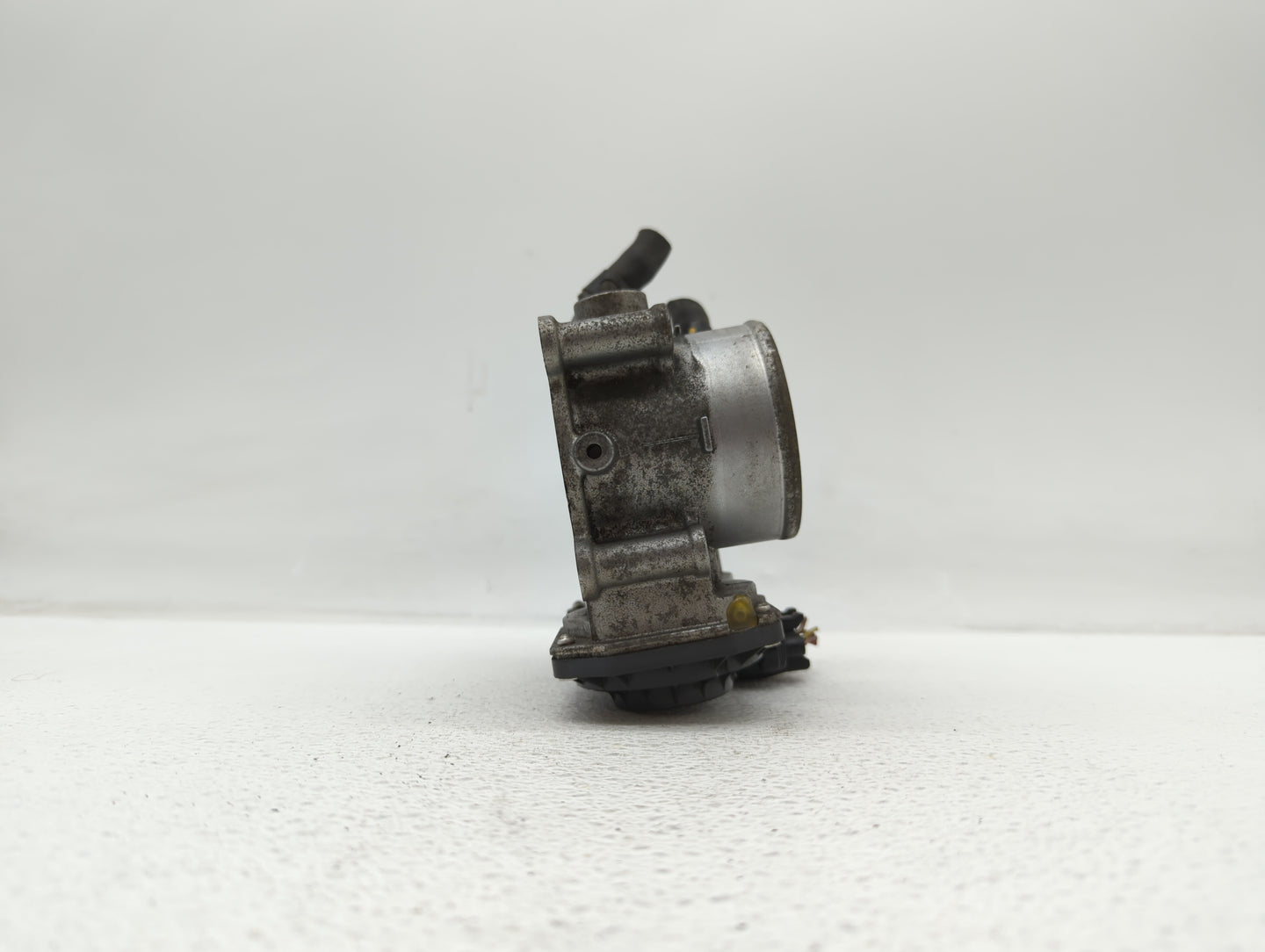 2011-2018 Hyundai Elantra Throttle Body P/N:35100-2E000 1302150124 Fits Fits 2011 2012 2013 2014 2015 2016 2017 2018 2019 OE