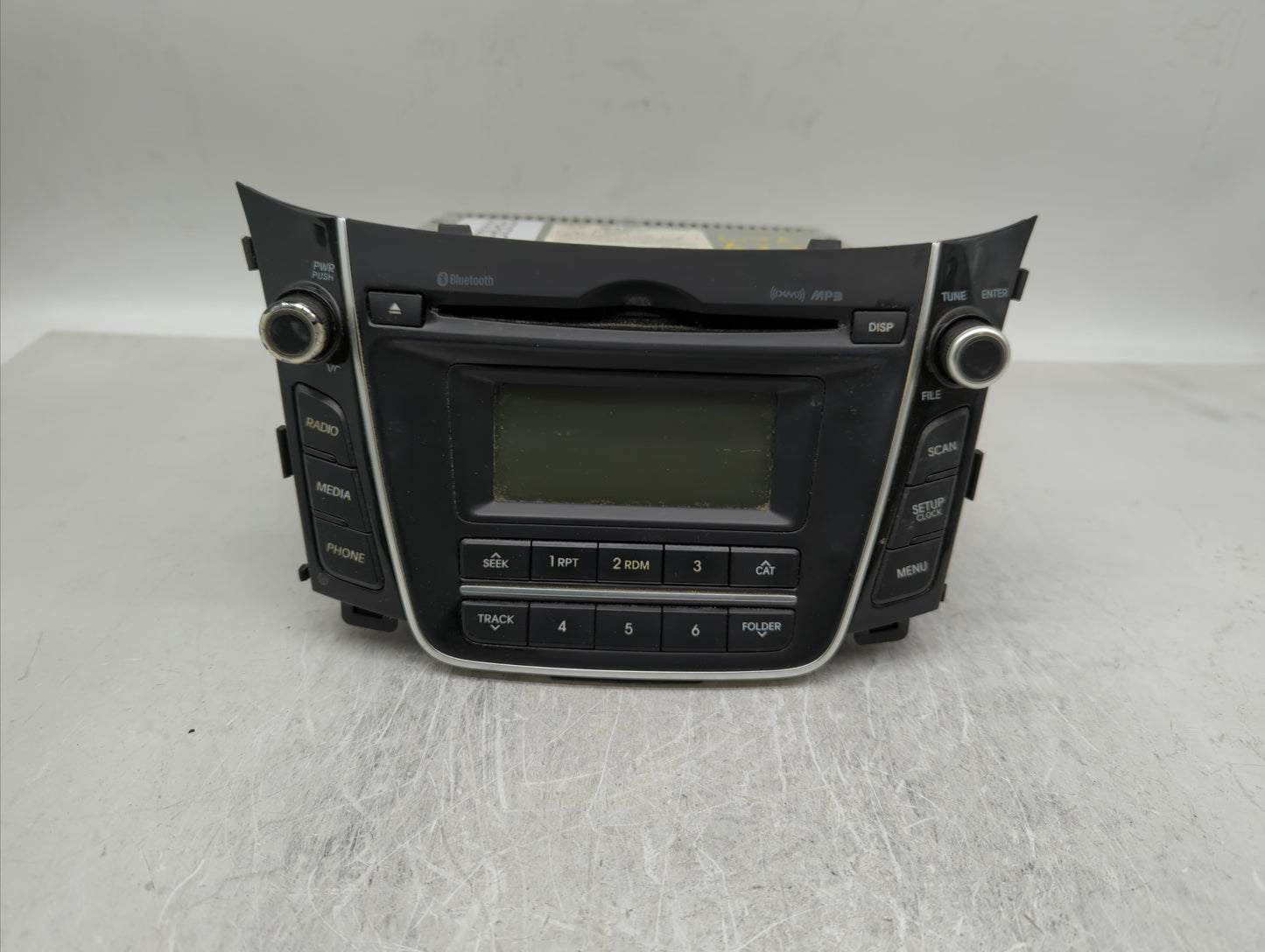 Hyundai Elantra Am Fm Cd Player Radio Receiver - Oemusedautoparts1.com