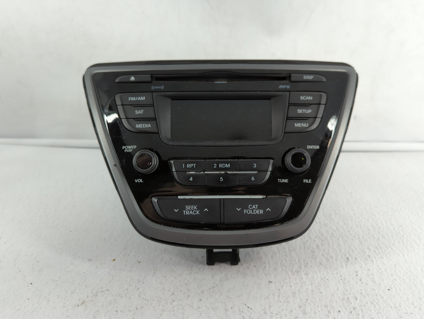 2014-2016 Hyundai Elantra Am Fm Cd Player Radio Receiver - Oemusedautoparts1.com