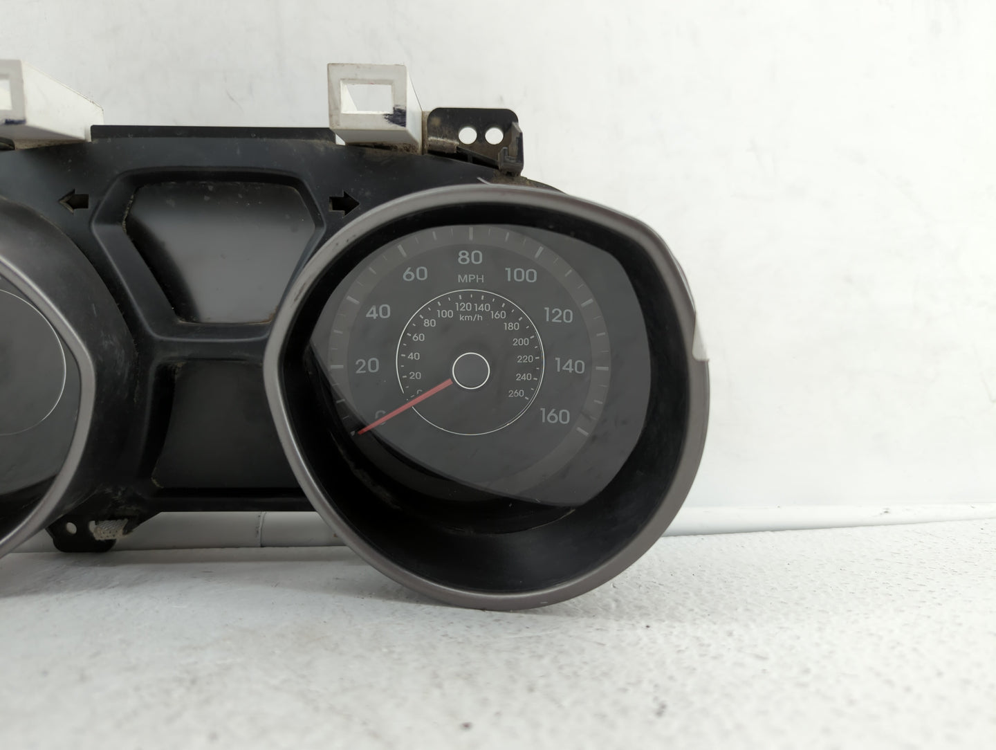 2014-2016 Hyundai Elantra Instrument Cluster Speedometer Gauges P/N:83800-52X70 94004-3Y010 Fits Fits 2014 2015 2016 OEM Use