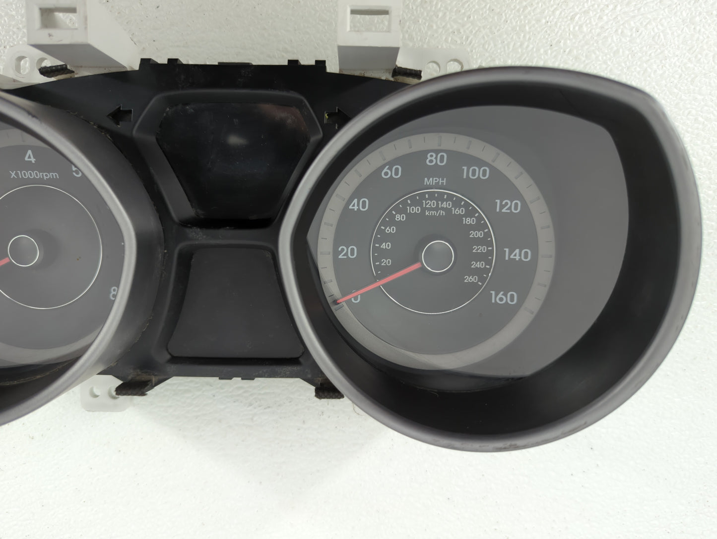 2014-2016 Hyundai Elantra Instrument Cluster Speedometer Gauges P/N:94004-3X210 94004-3Y010 Fits Fits 2014 2015 2016 OEM Use