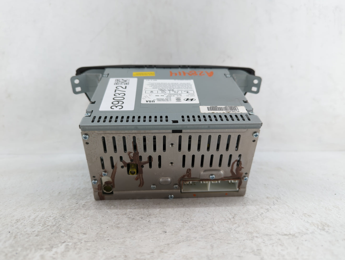 2014 Hyundai Elantra Am Fm Cd Player Radio Receiver - Oemusedautoparts1.com