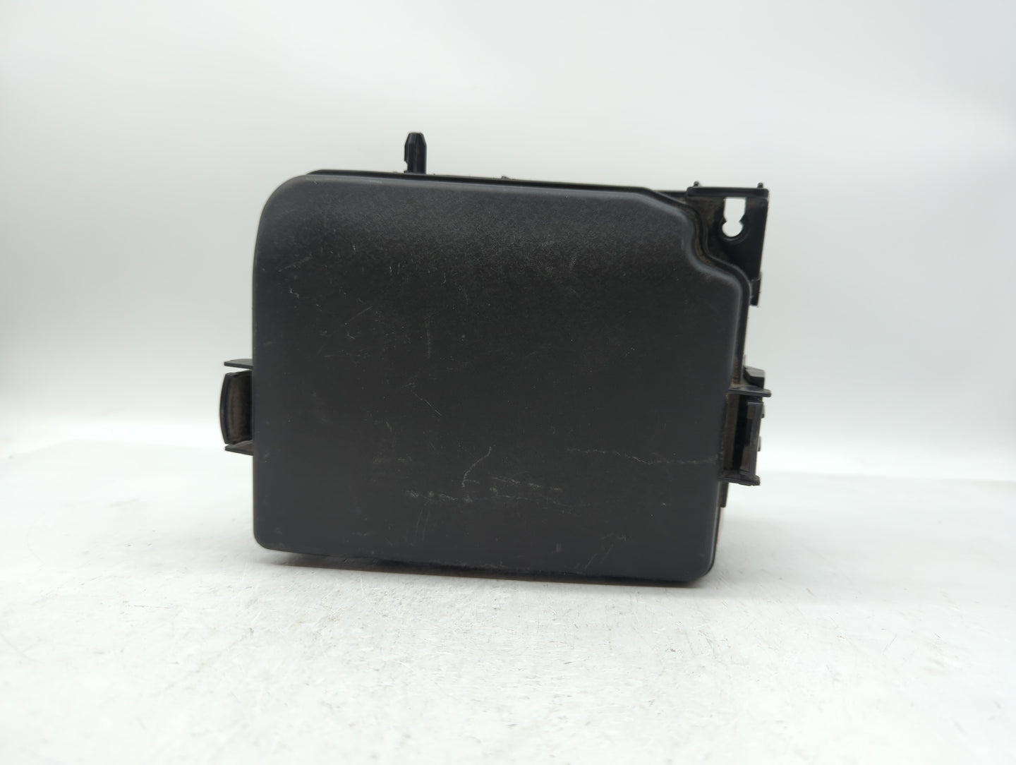 2014-2016 Hyundai Elantra Fusebox Fuse Box Panel Relay Module P/N:91951-3X710 91951-3X100 Fits Fits 2014 2015 2016 OEM Used 