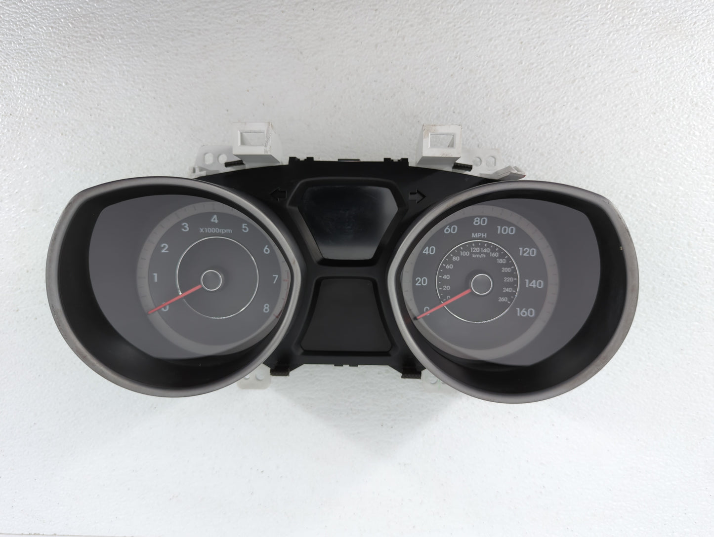 2014-2016 Hyundai Elantra Instrument Cluster Speedometer Gauges P/N:94004-3X240 Fits Fits 2014 2015 2016 OEM Used Auto Parts