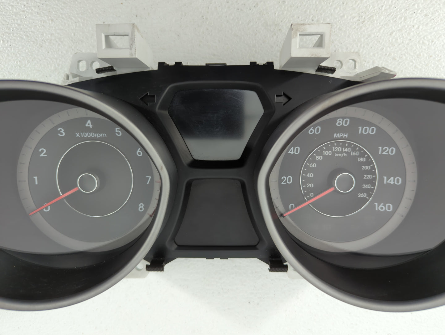 2014-2016 Hyundai Elantra Instrument Cluster Speedometer Gauges P/N:94004-3X240 Fits Fits 2014 2015 2016 OEM Used Auto Parts