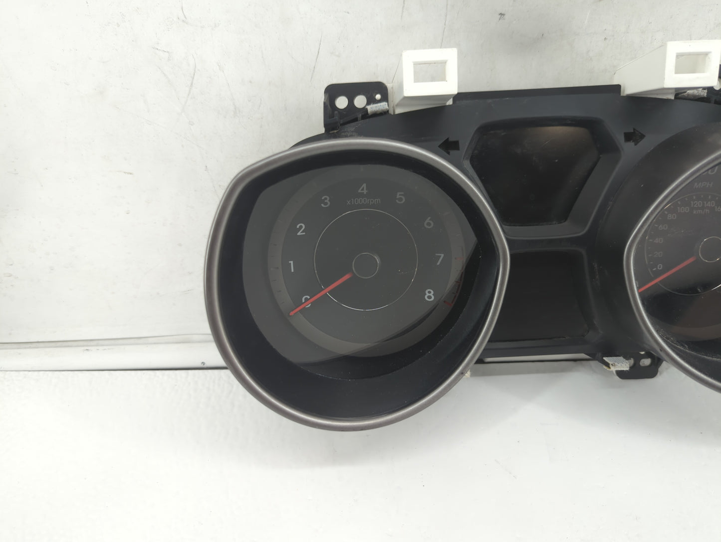 2014-2016 Hyundai Elantra Instrument Cluster Speedometer Gauges P/N:94004-3Y000 94004-3Y010 Fits Fits 2014 2015 2016 OEM Use
