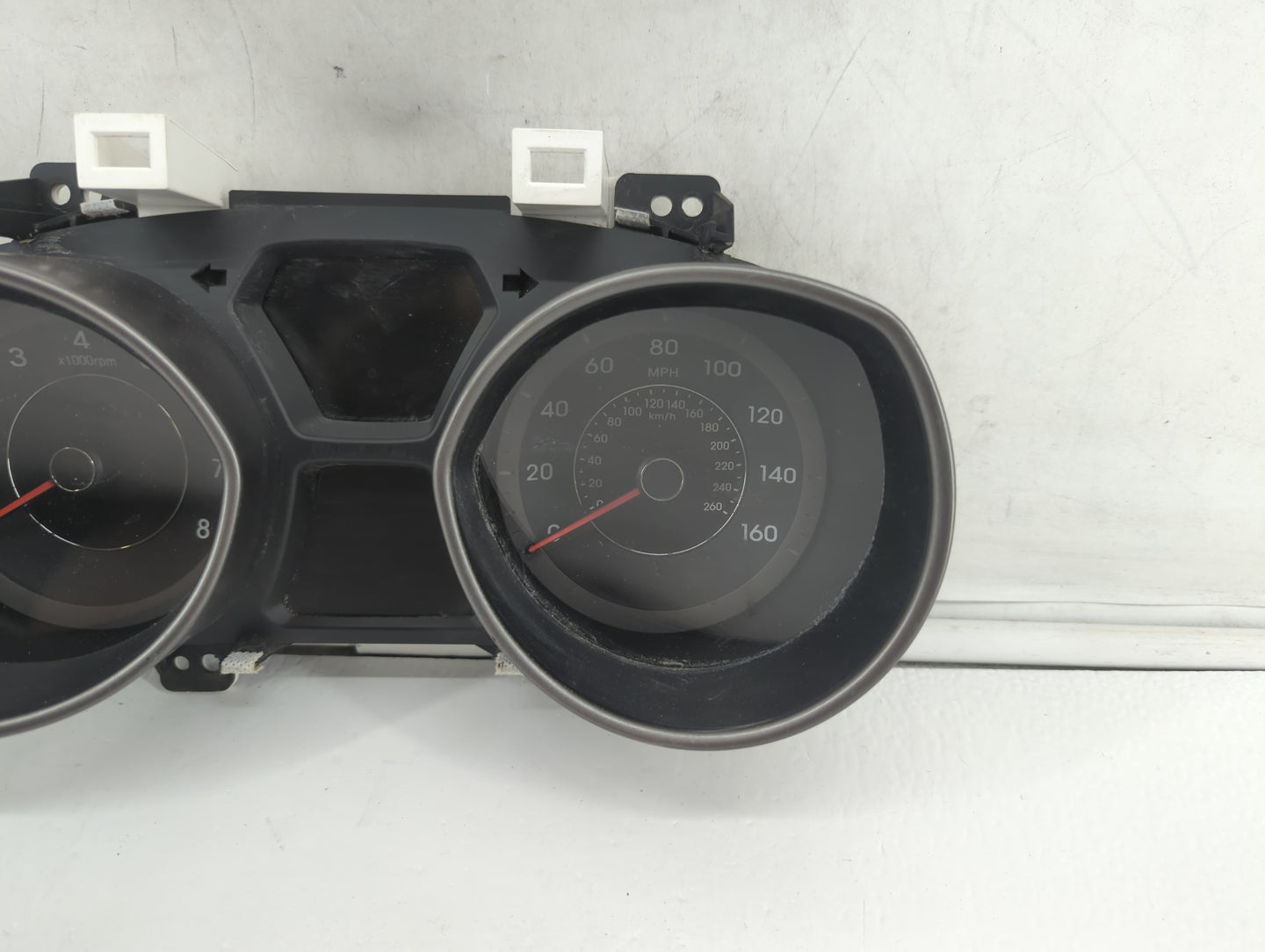 2014-2016 Hyundai Elantra Instrument Cluster Speedometer Gauges P/N:94004-3Y000 94004-3Y010 Fits Fits 2014 2015 2016 OEM Use