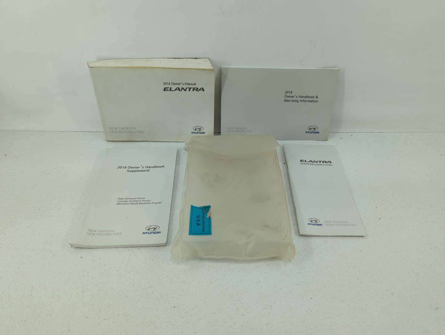 2014 Hyundai Elantra Owners Manual Book Guide OEM Used Auto Parts - Oemusedautoparts1.com