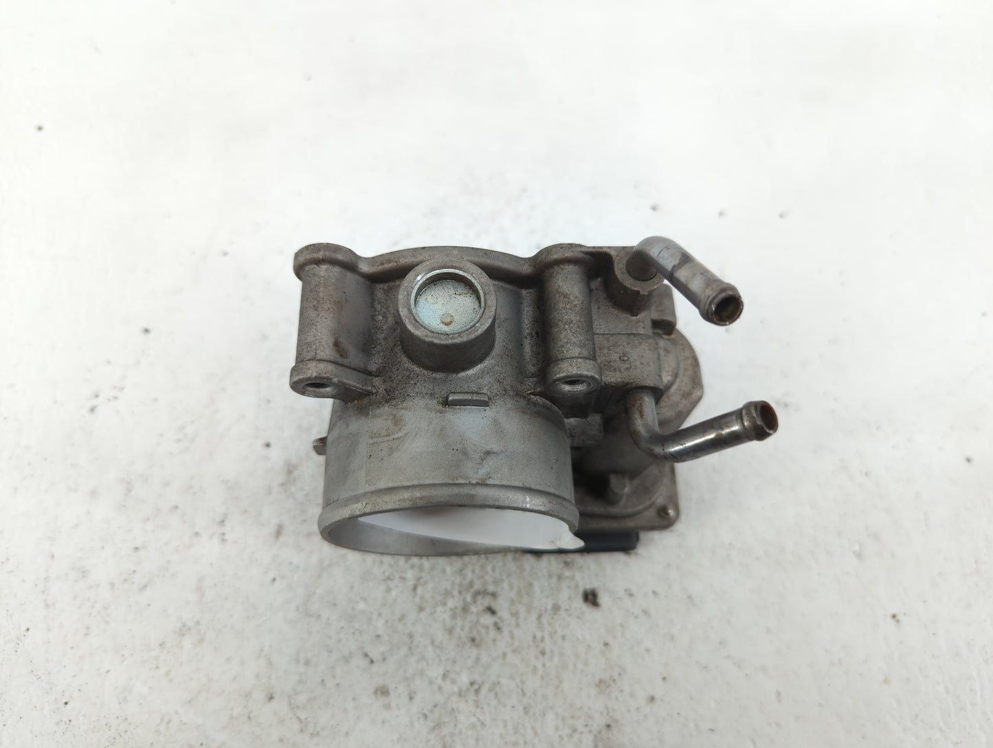 2011-2020 Hyundai Elantra Throttle Body P/N:35100-2E000 35100-2E710 Fits OEM Used Auto Parts - Oemusedautoparts1.com