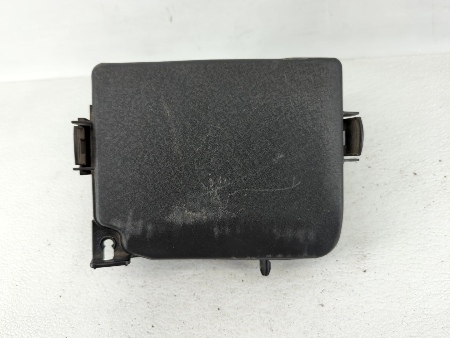 2014-2016 Hyundai Elantra Fusebox Fuse Box Panel Relay Module P/N:91951-3X710 91951-3X100 Fits Fits 2014 2015 2016 OEM Used 