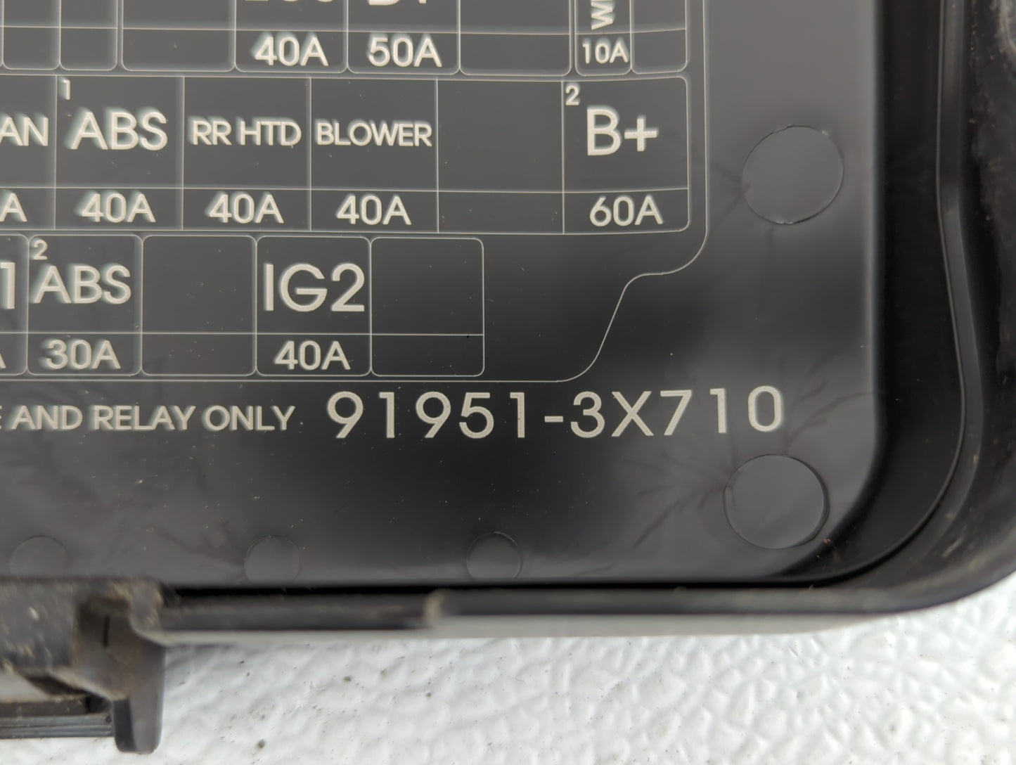 2014-2016 Hyundai Elantra Fusebox Fuse Box Panel Relay Module P/N:91951-3X710 91951-3X100 Fits Fits 2014 2015 2016 OEM Used 